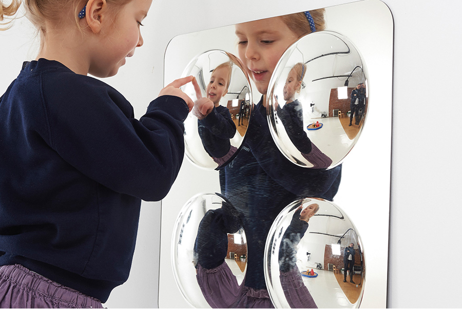 Zrcadlo konvexní "4" - nerozbitné zrcadlo pro děti